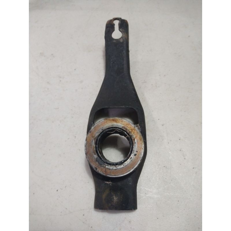 Brazo con collarin para clutch