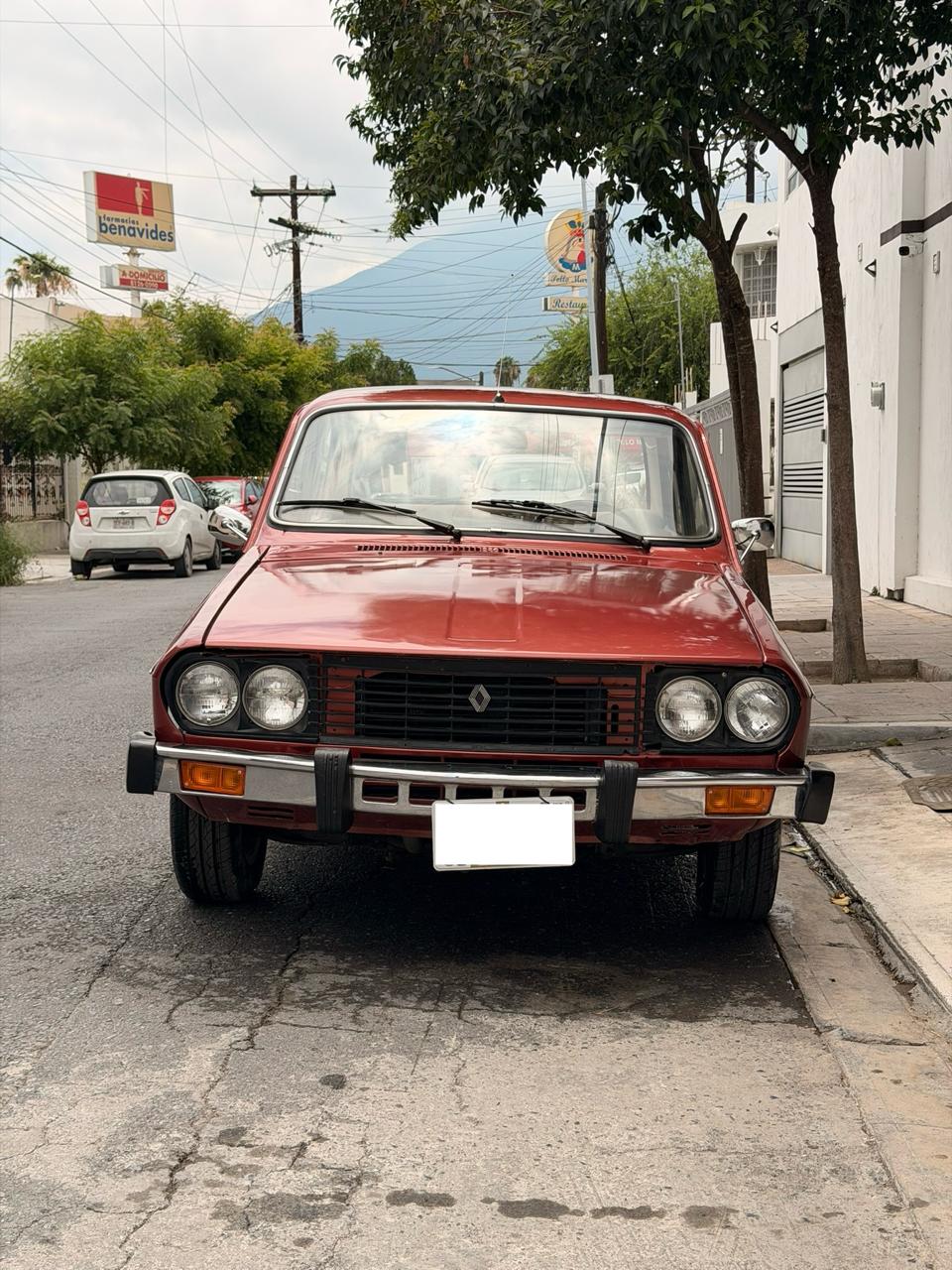 Renault 12