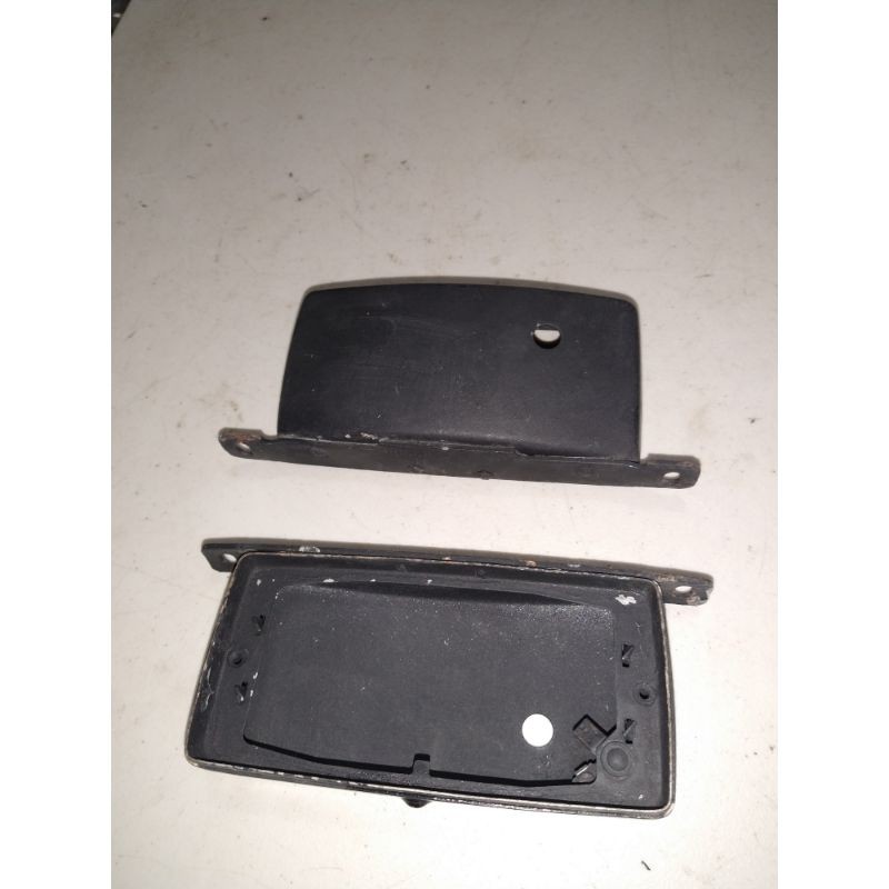 Base para faros delanteros